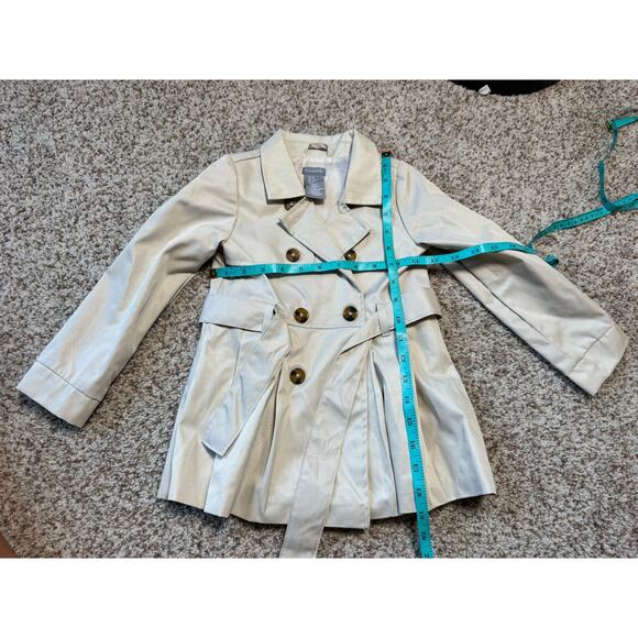 Tahari Girls Trench coat size 4T; Khaki Tan colored; NWOT - Picture 5 of 9